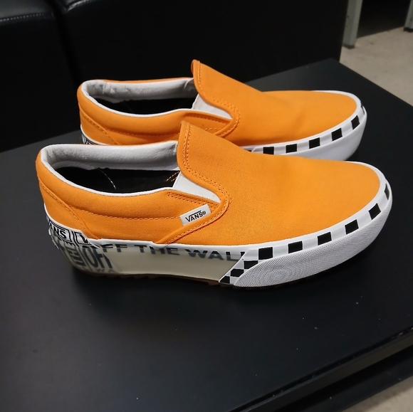 VANS Classic Slip-On Logo Stack Orange Women's Size 8 Men's 6.5 - Picture 9 of 12